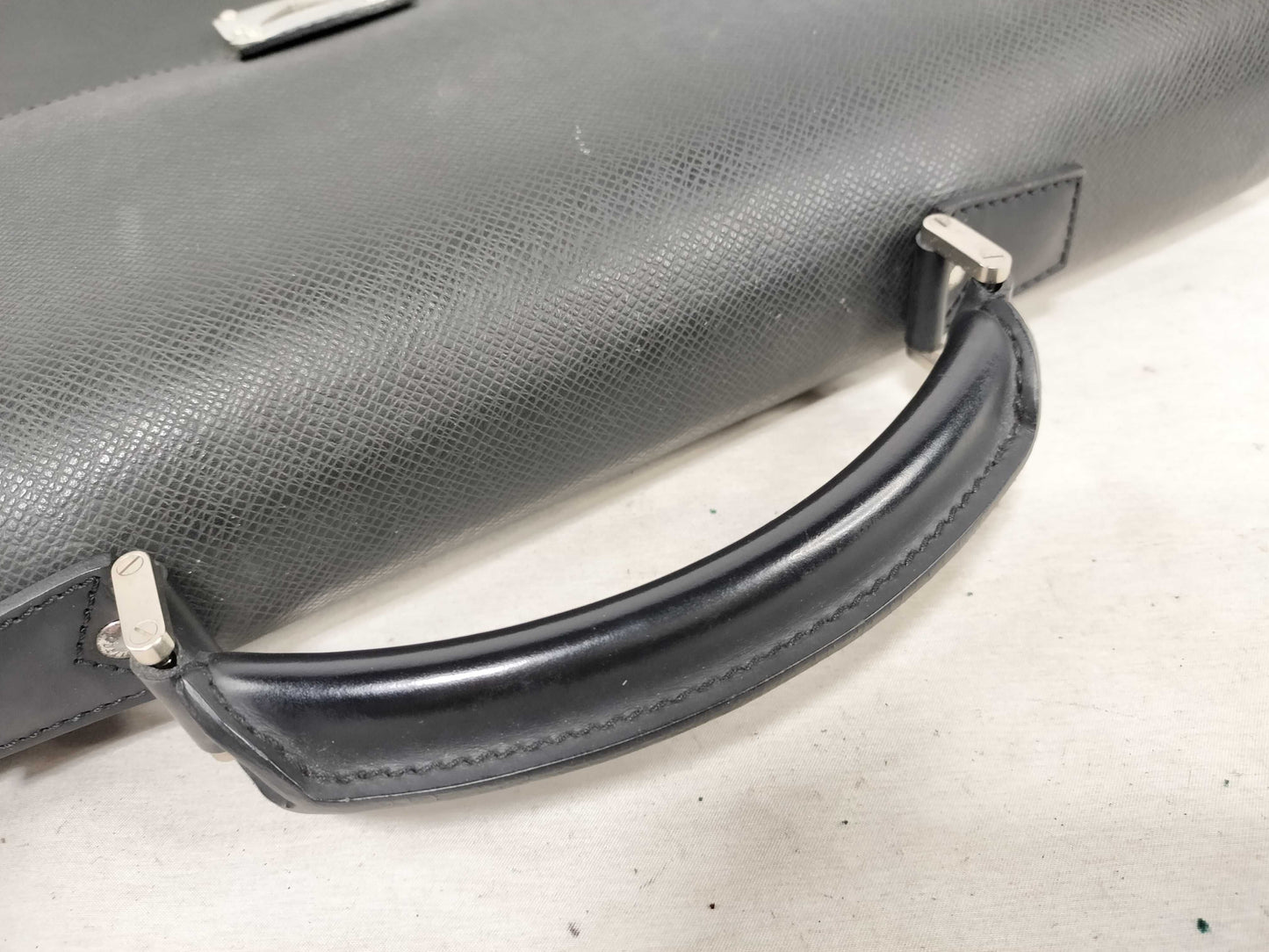 LOUIS VUITTON LV Robusto Business Bag
