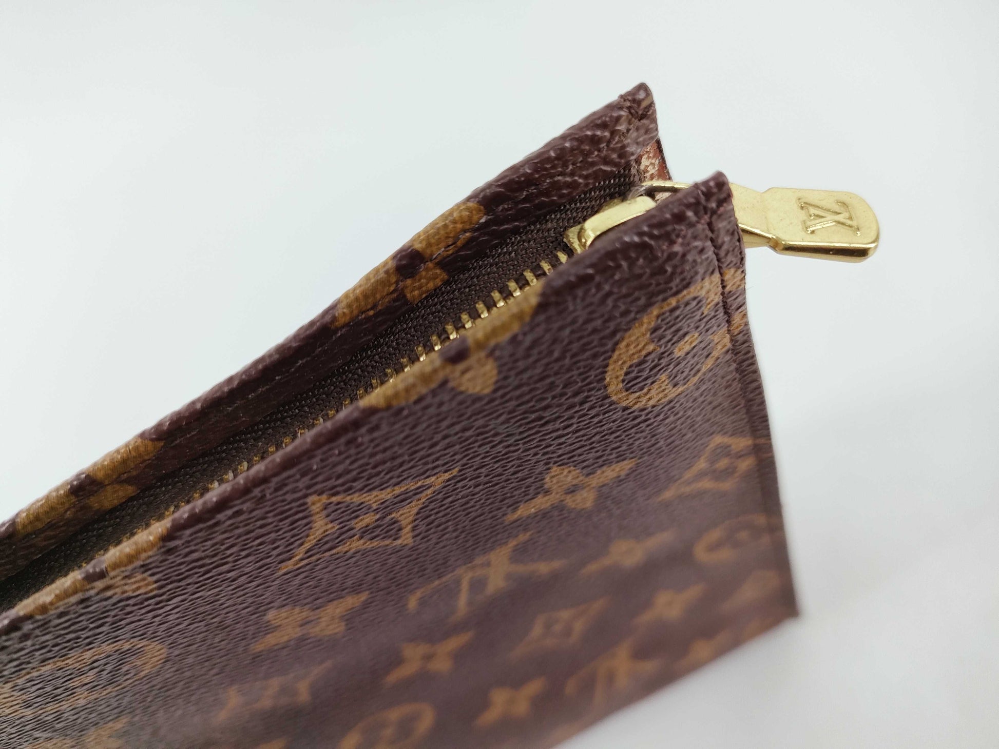 LOUIS VUITTON Monogram Poche Toilette 26 Clutch Bag