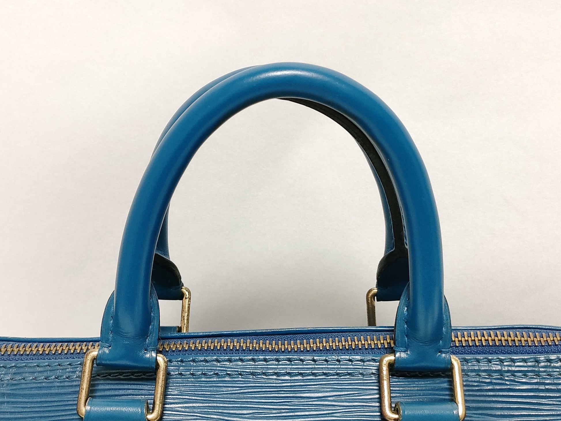 LOUIS VUITTON Epi LV Epi Speedy Handbag