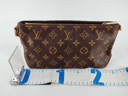 LOUIS VUITTON Monogram LV Trotter M51240 Monogram Shoulder Bag
