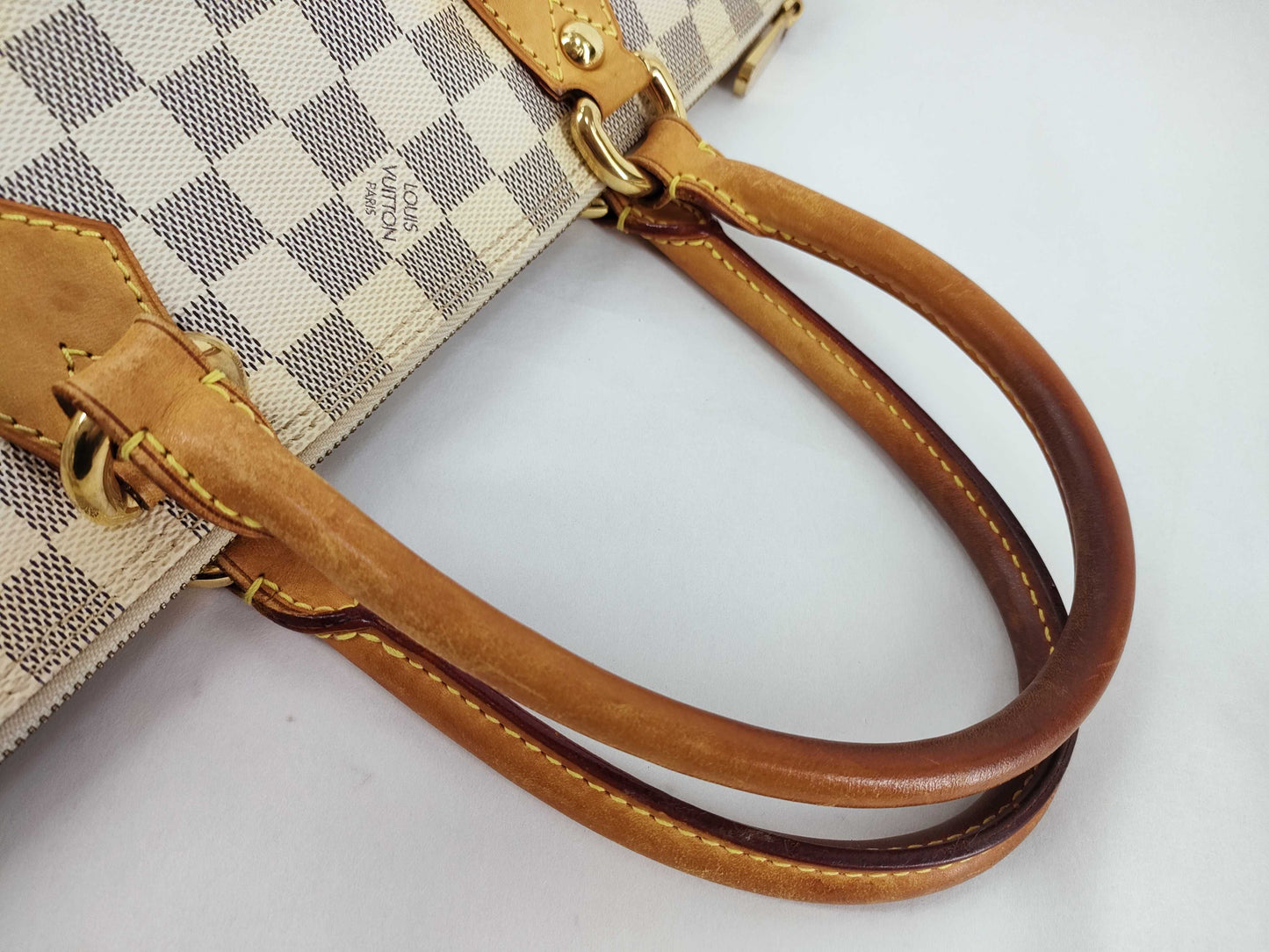 LOUIS VUITTON Damier Azur Louis Vuitton Tote Bag