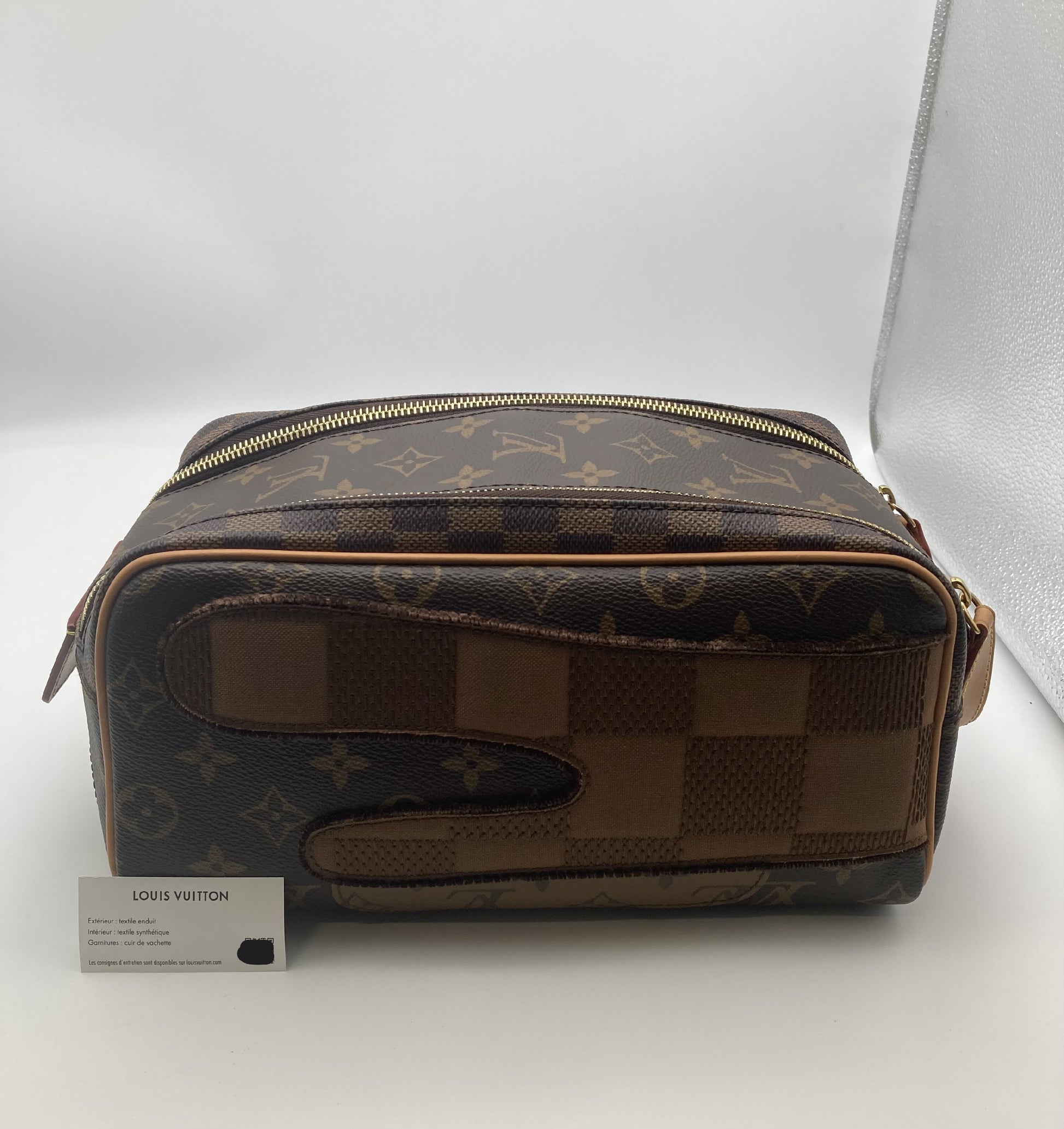 LOUIS VUITTON Dopp Kit Second Bag