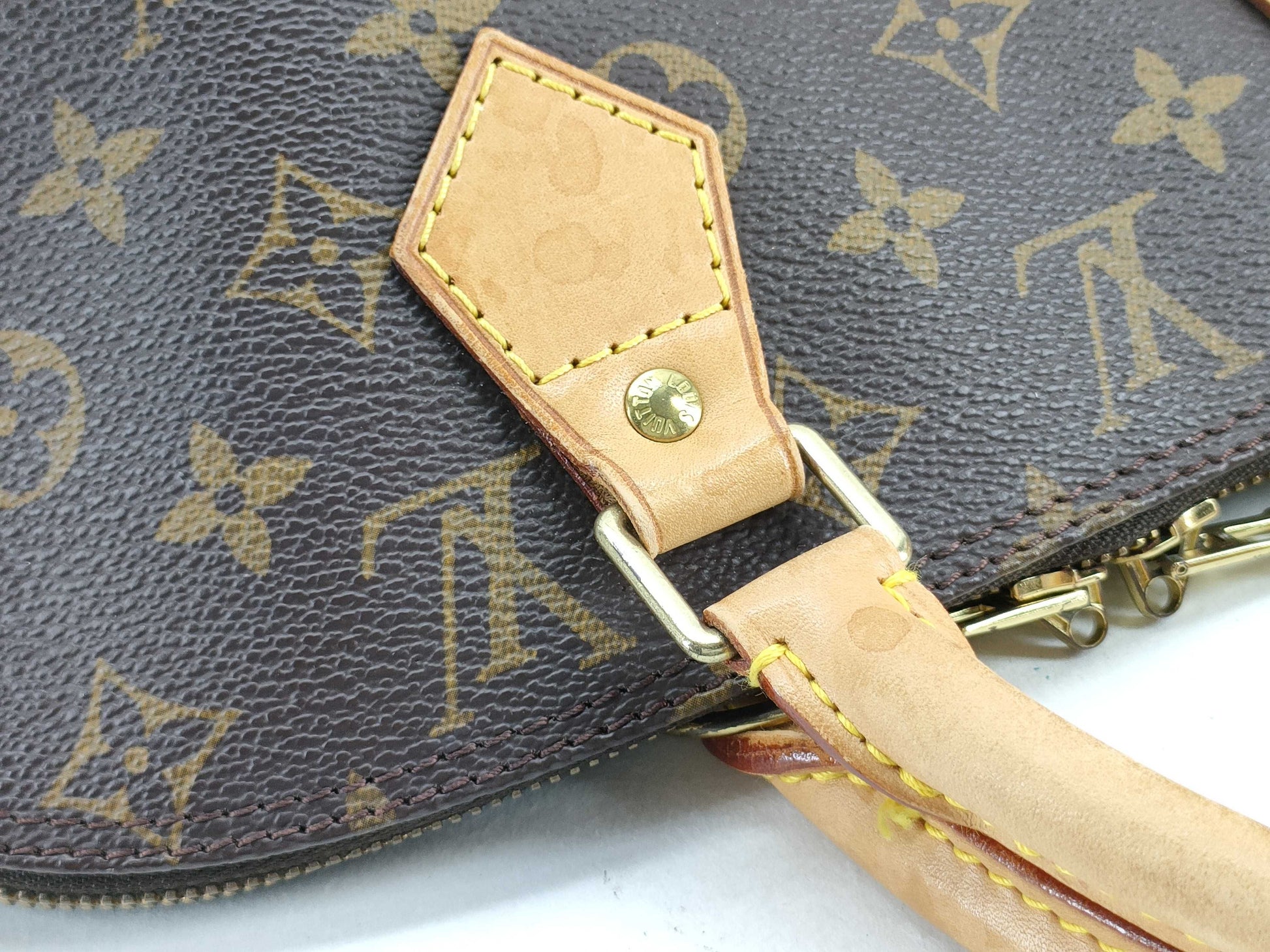 LOUIS VUITTON Monogram LV Alma Painter Handbag BA0948
