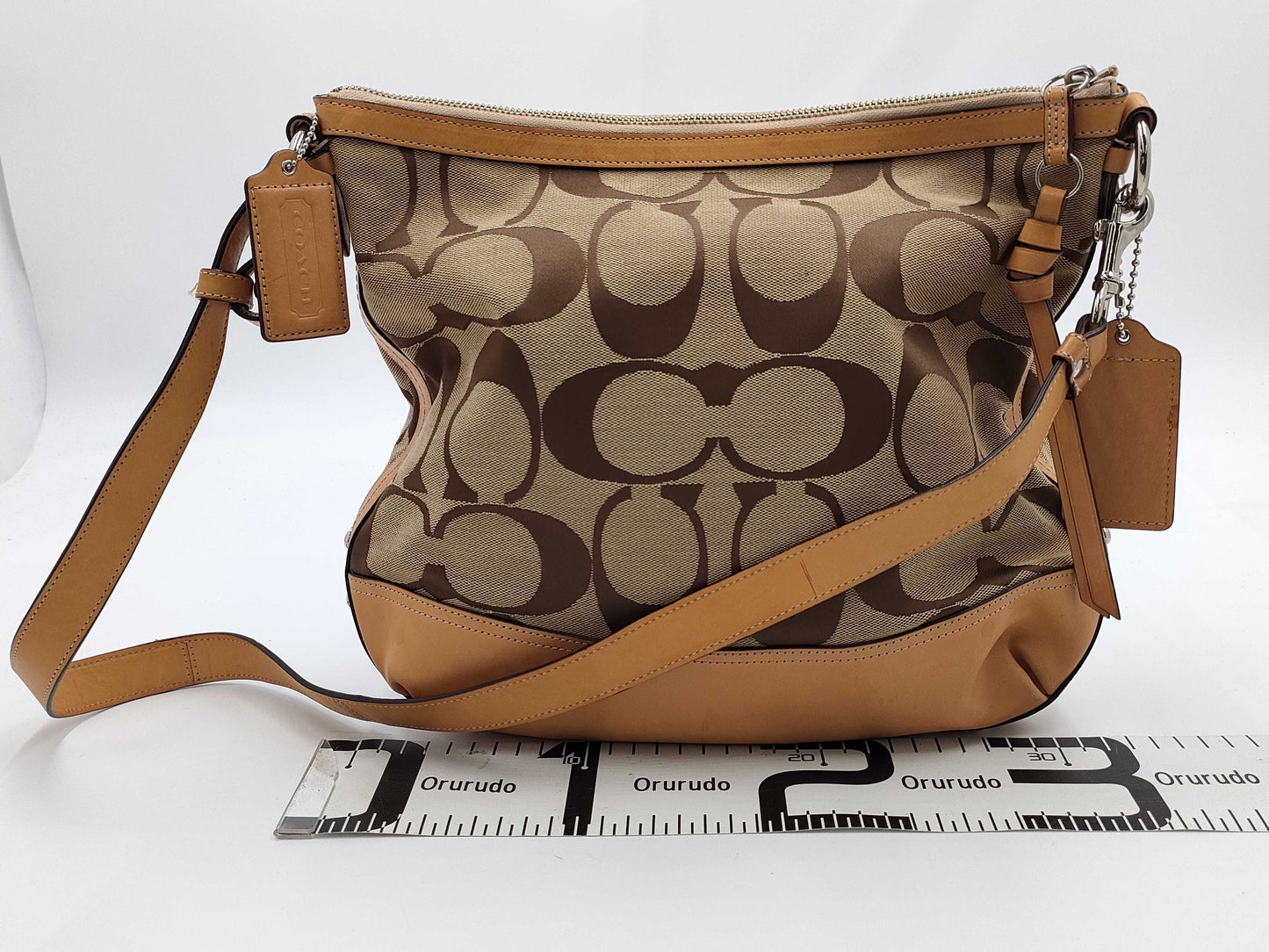 COACH F19727 Shoulder Bag
