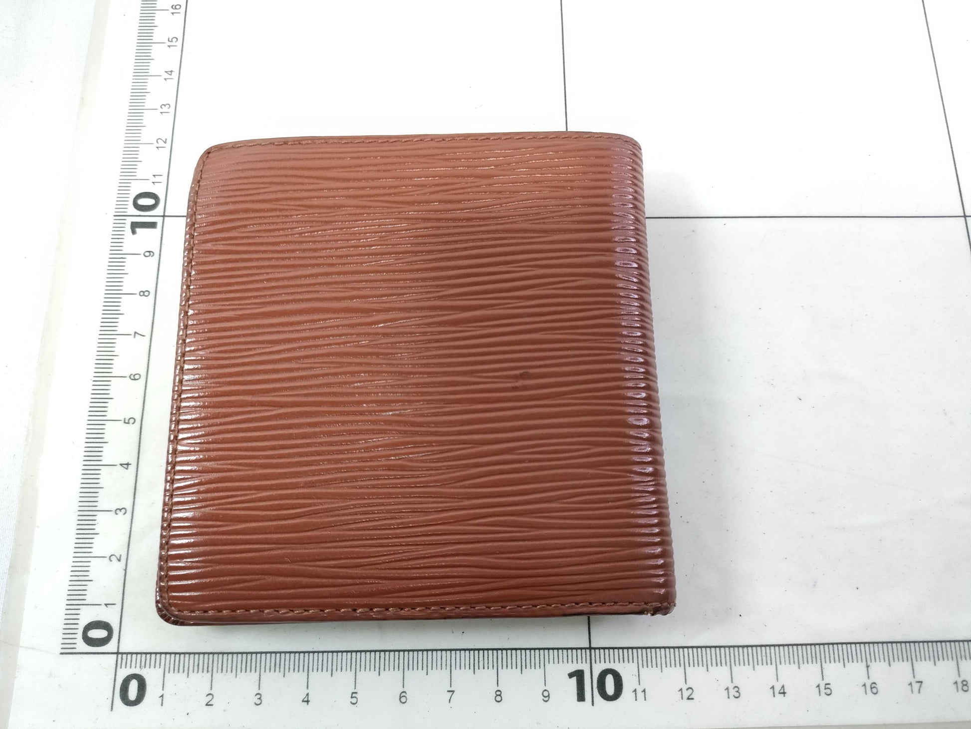 LOUIS VUITTON Epi Porte Bijoux Carte de Credit Monet Wallet M63543