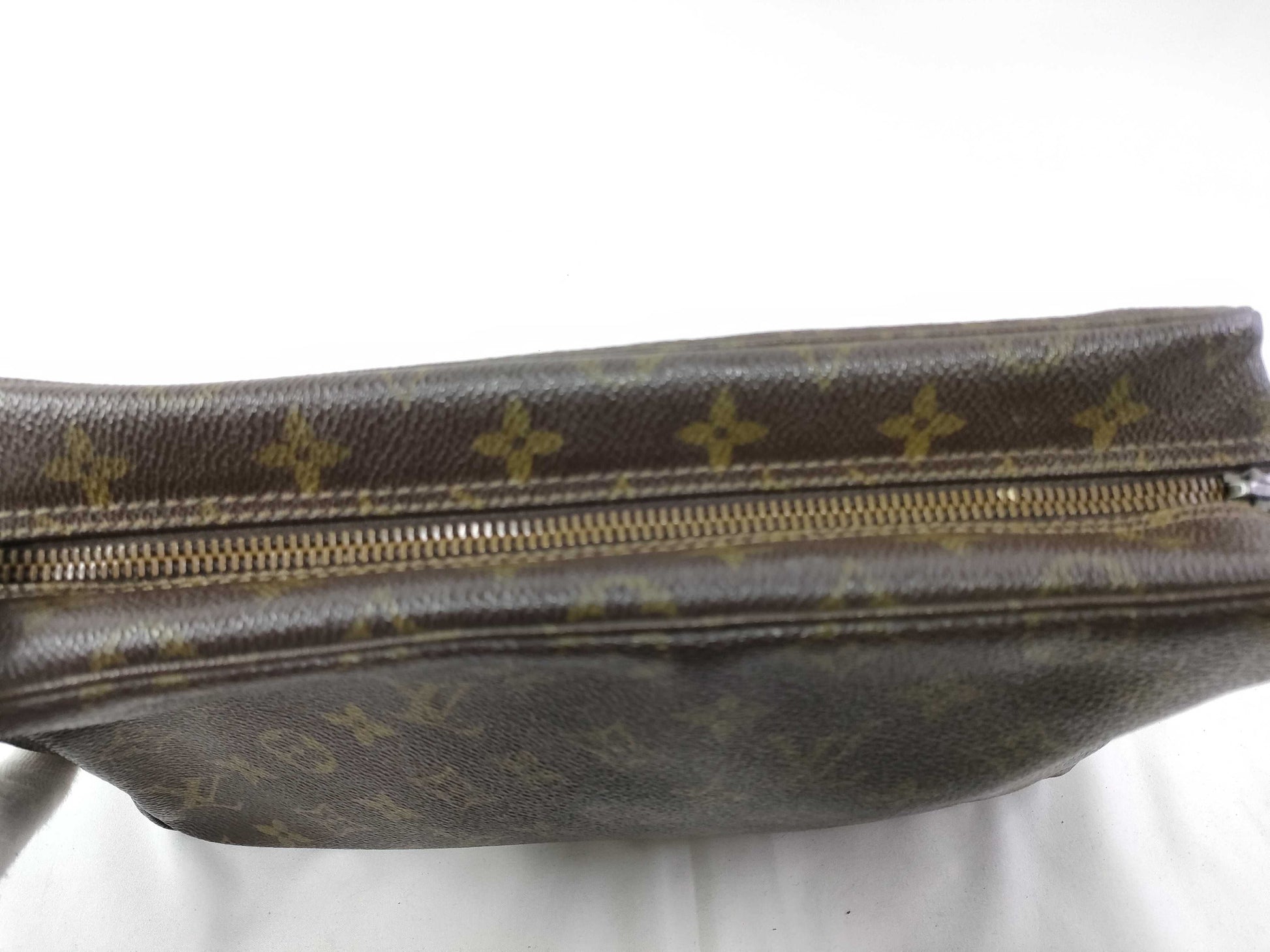 LOUIS VUITTON Monogram Monogram Truth Wallet M47522 Pouch