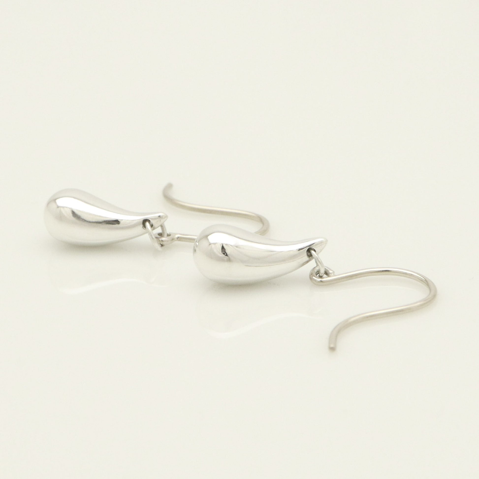 Tiffany&Co. Tiffany&Co. Tiffany&Co. Tiffany&Co. Teardrop Earrings Silver925 SV925 Weight 3.42g Earrings