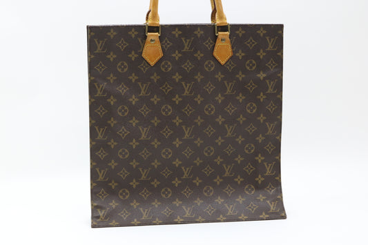 LOUIS VUITTON Monogram Sac Plat Handbag