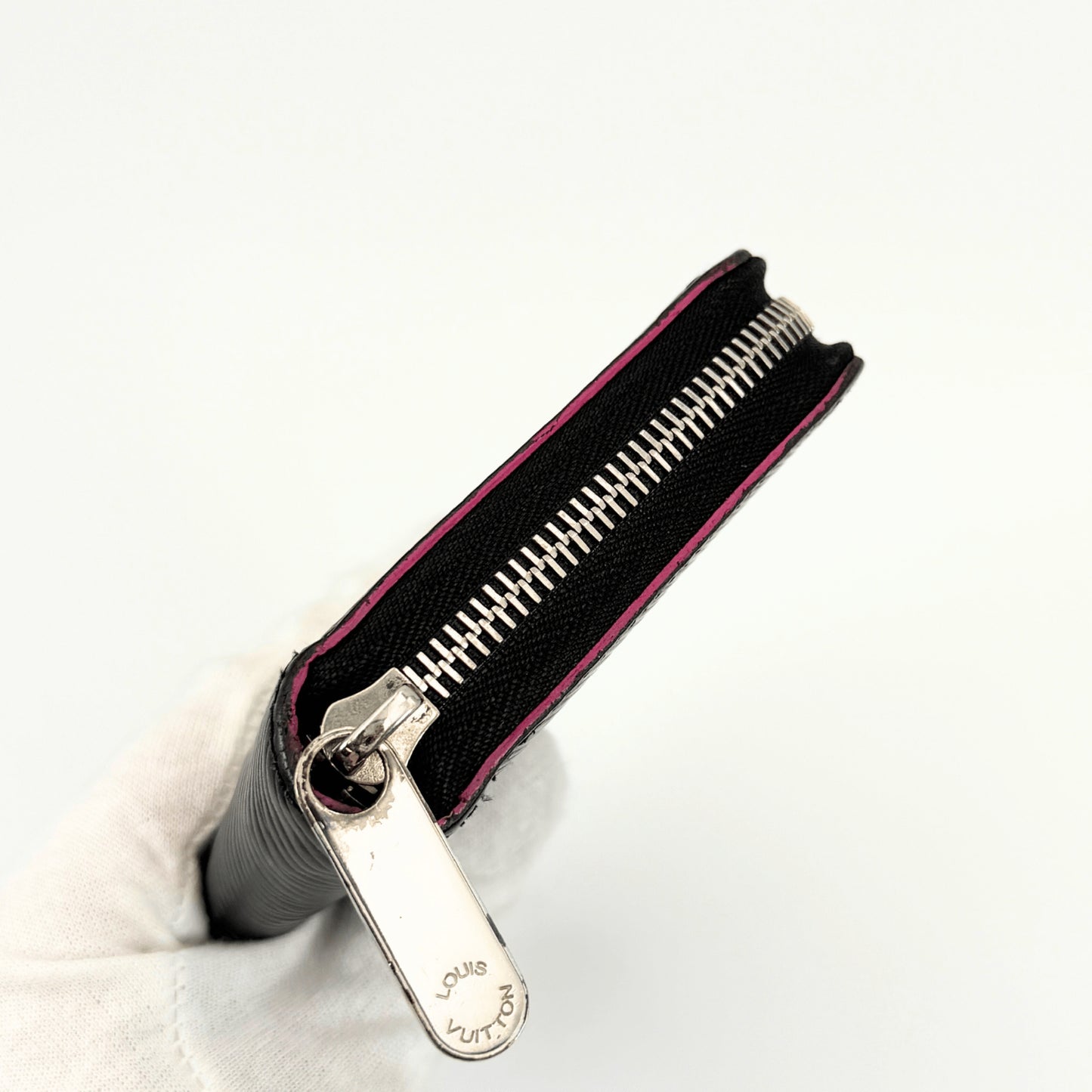 LOUIS VUITTON Epi Zippy Wallet Noir Hot Pink M64838 Wallet