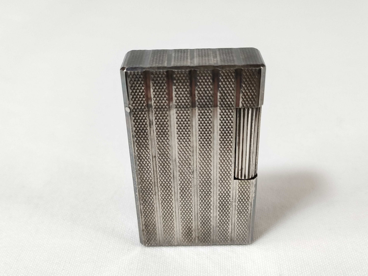 S.T. Dupont Lighter Silver Chrome Plated 18105 Lighter