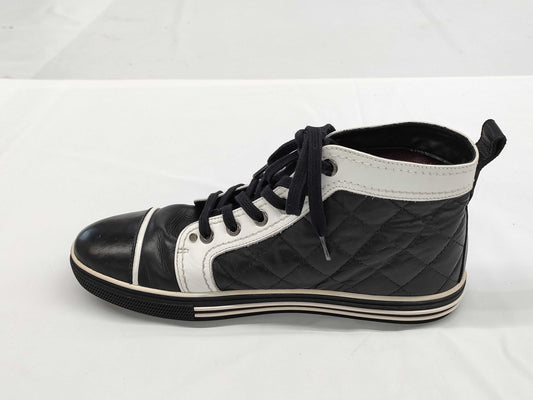 CHANEL Women's Shoes Size 36 Sneakers