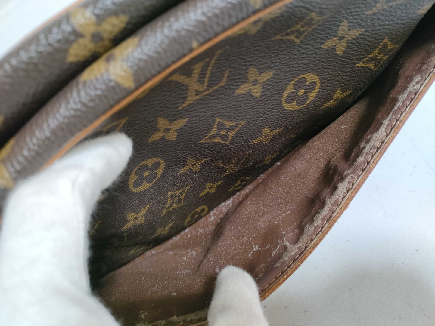 LOUIS VUITTON Monogram Compiegne Clutch Bag