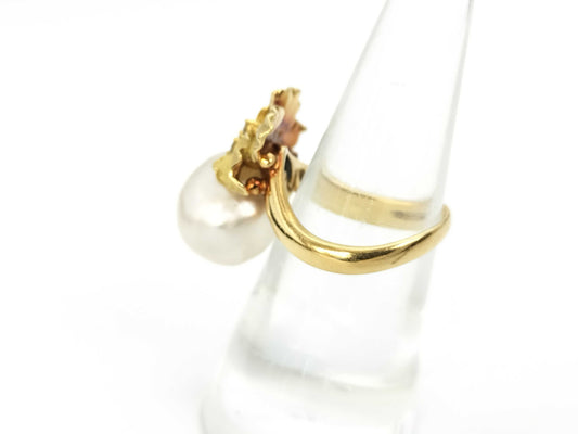 Semi-round pearl, diameter approx. 11.9mm, D0.10ct, 18K gold, 9.5g, ring