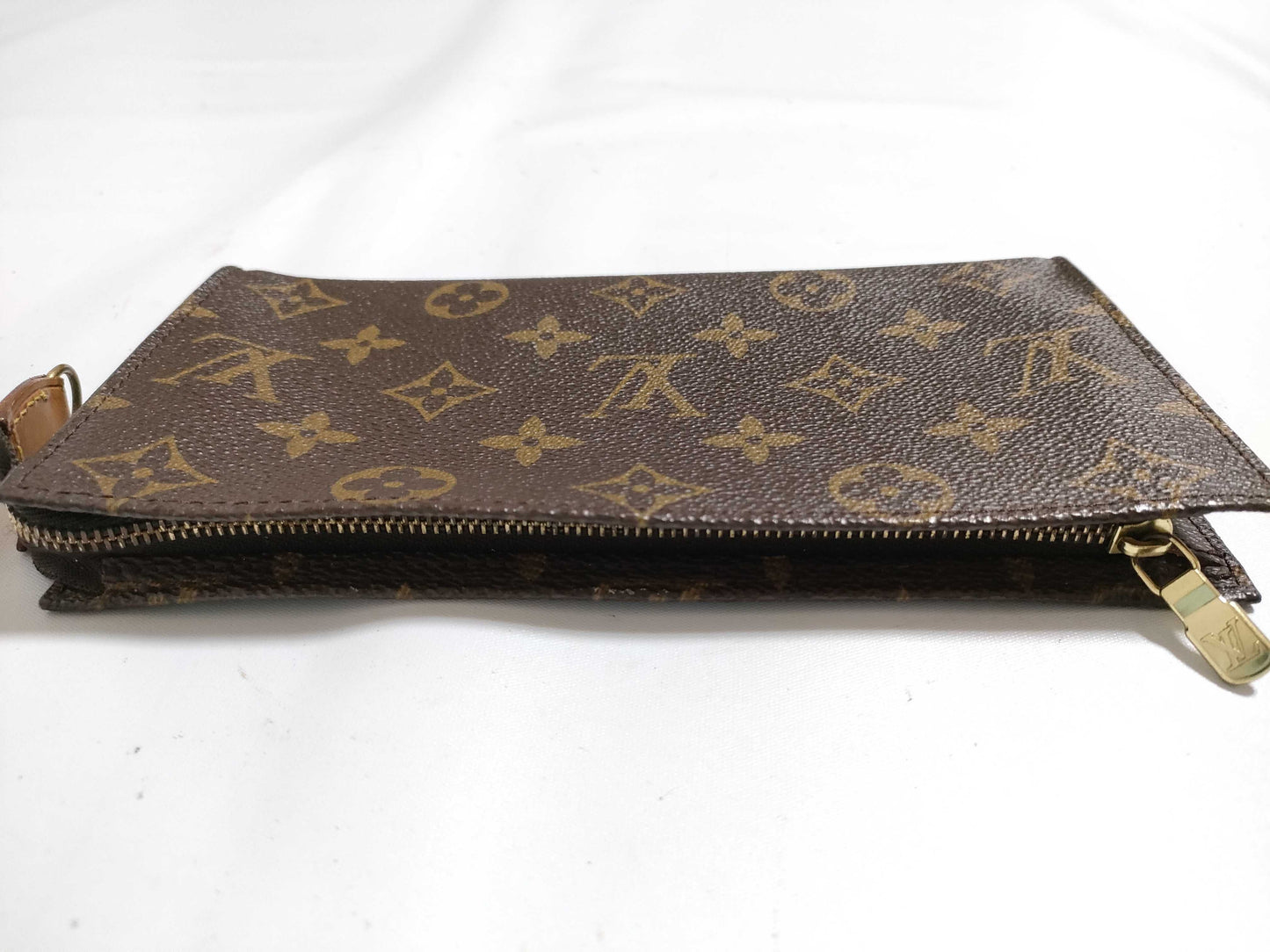 LOUIS VUITTON Monogram LV Bucket Pouch Monogram Pouch