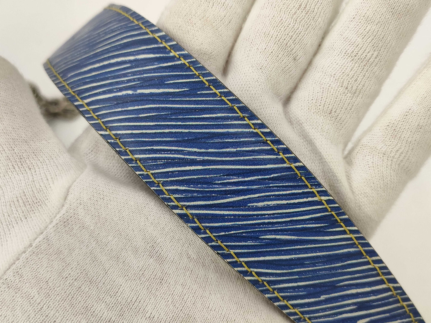 LOUIS VUITTON Louis Vuitton Twist Shoulder Bag Shoulder Bag