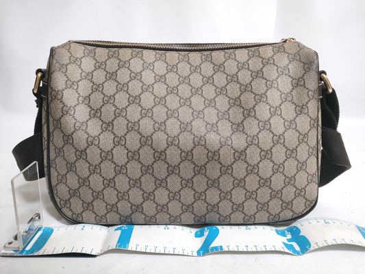 GUCCI GG Supreme Shoulder Bag
