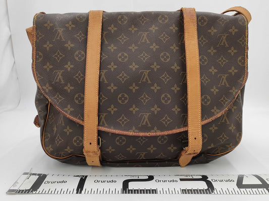 LOUIS VUITTON LOUIS VUITTON Saumur 43 Shoulder Bag