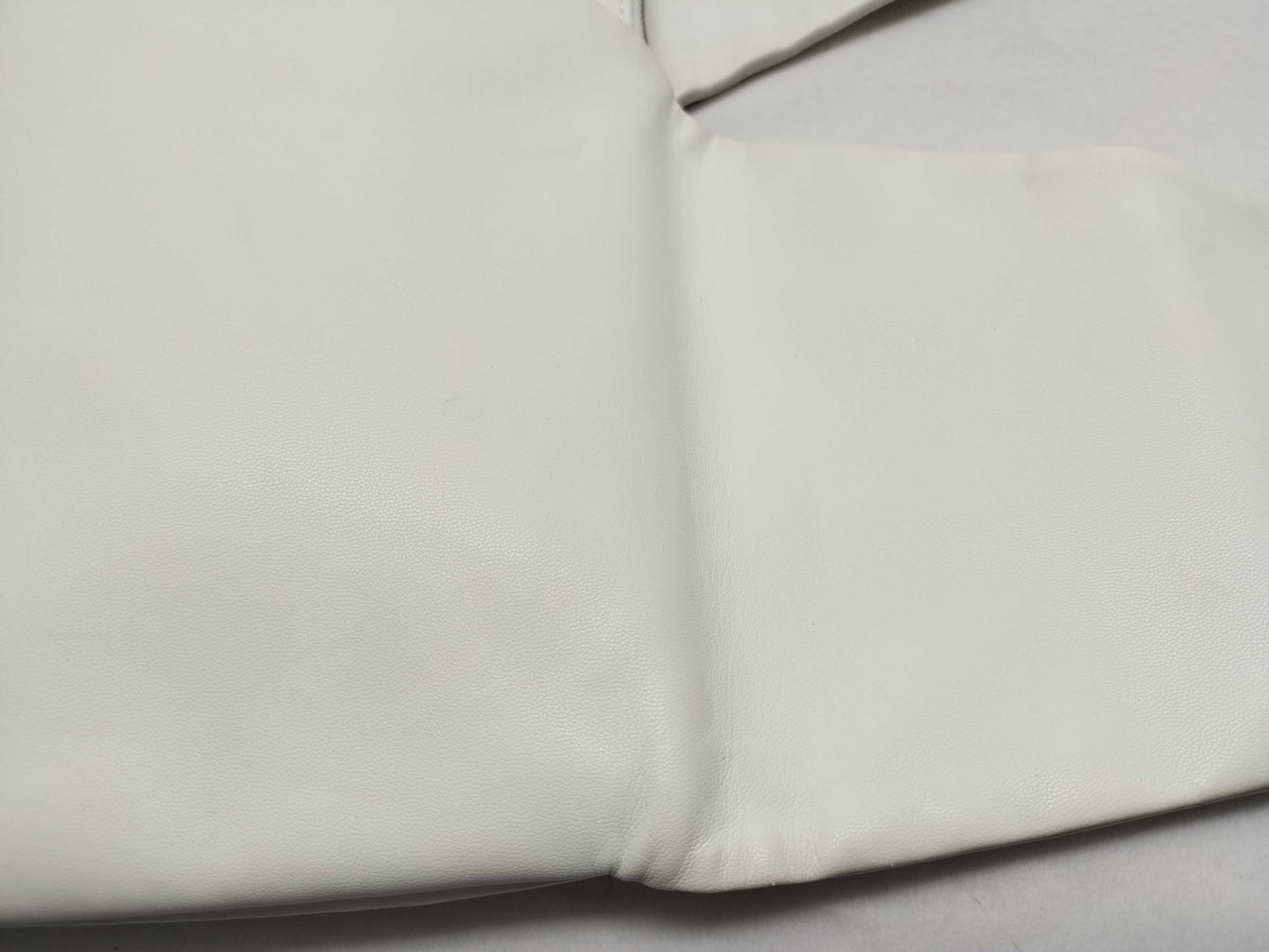 MM6 MAISON MARGIELA Japanese Tote Shoulder Bag in White