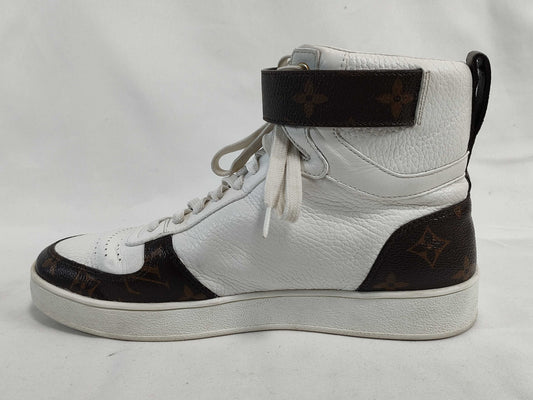 LOUIS VUITTON Louis Vuitton Women's Shoes Size 38 Sneakers