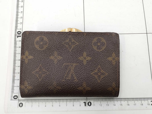 LOUIS VUITTON wallet