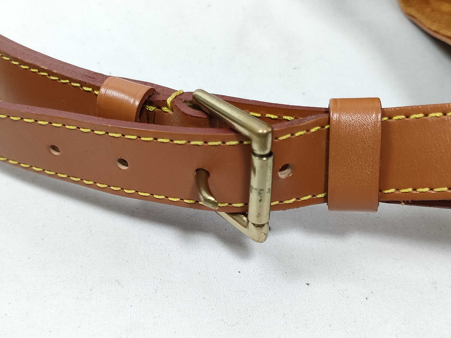 LOUIS VUITTON Epi LV Epi Noe Shoulder Bag