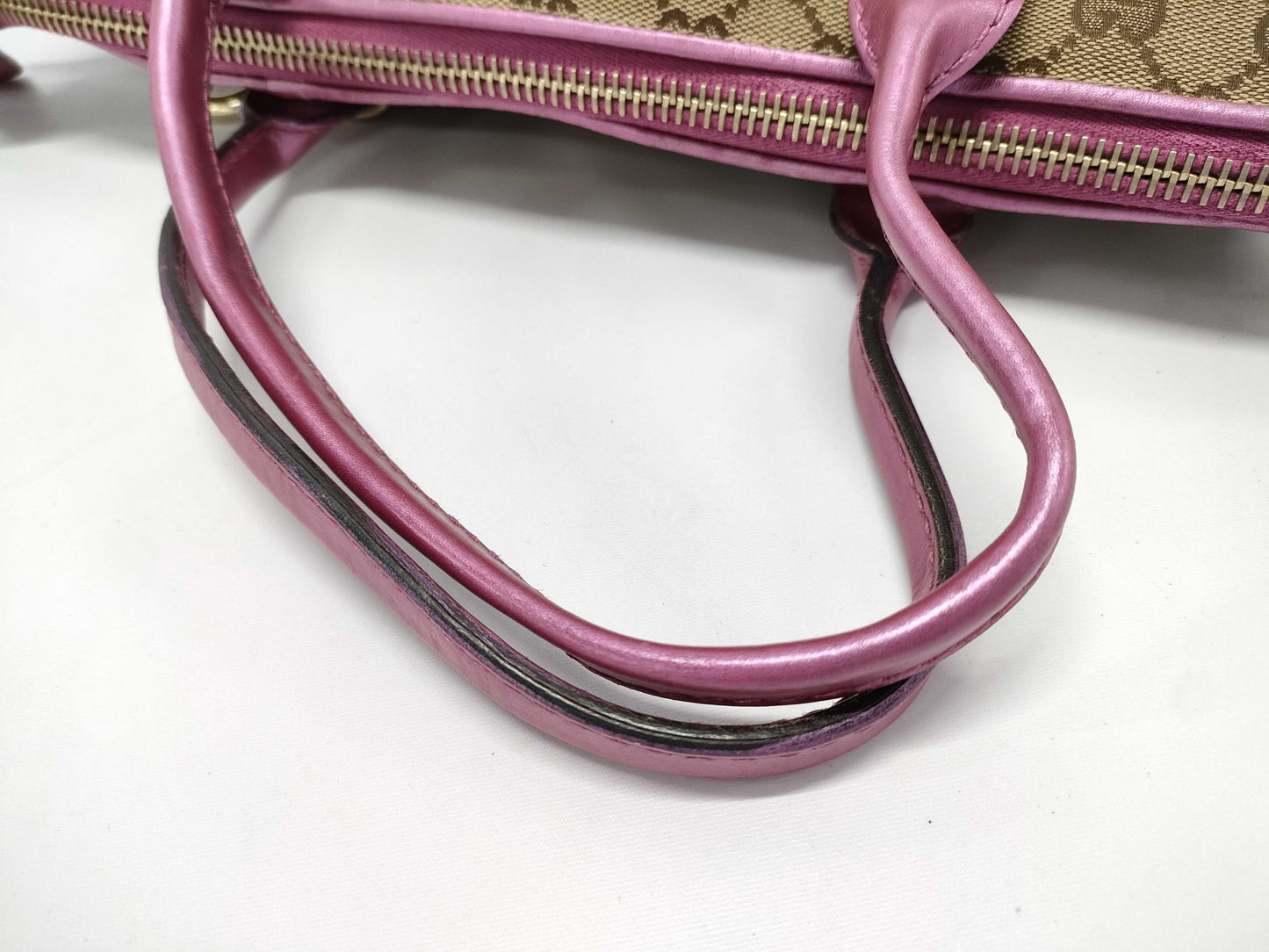 GUCCI Gucci Red Monogram Shoulder Bag with Strap Tote Bag