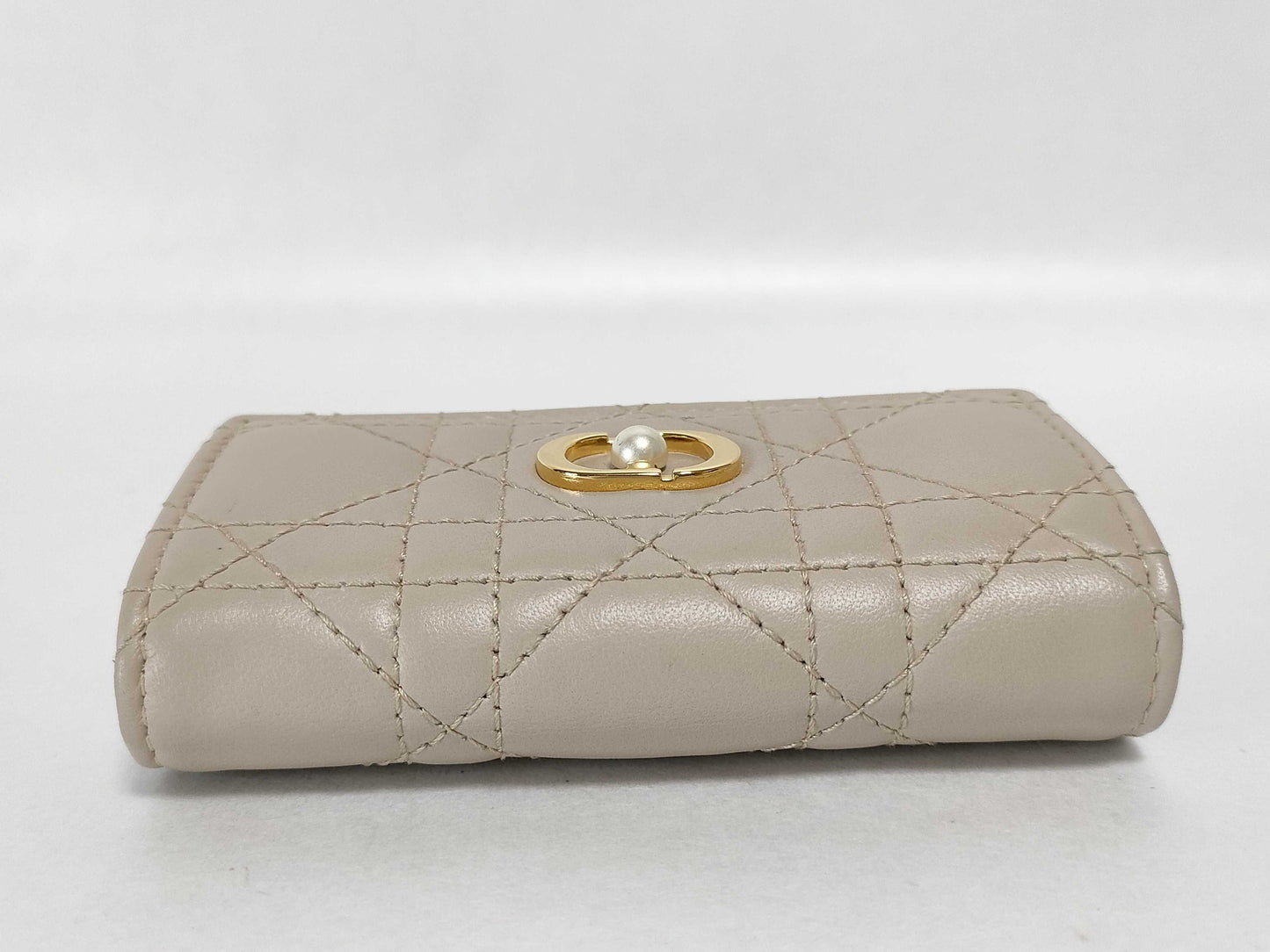 Dior Cannage Jolie Resin Pearl Lambskin Greasy Wallet, Beige. Includes: Box, Dust Bag, Wallet.