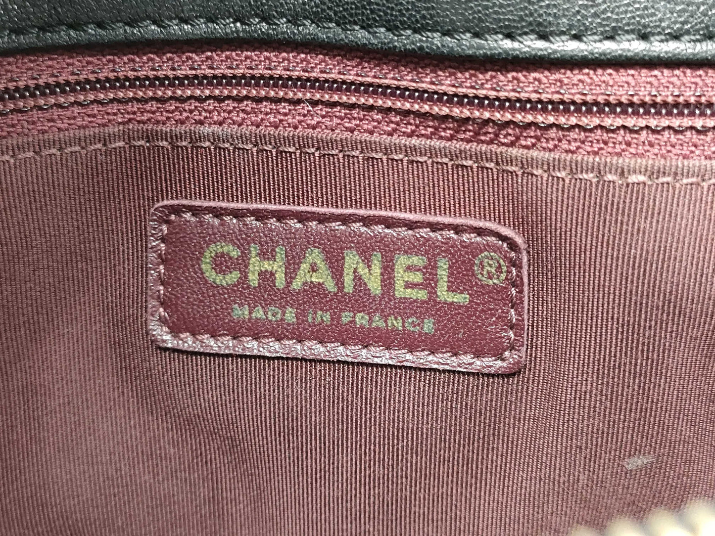 CHANEL Matelasse Lambskin Chain Tote Bag, Black, G Hardware, 23107851