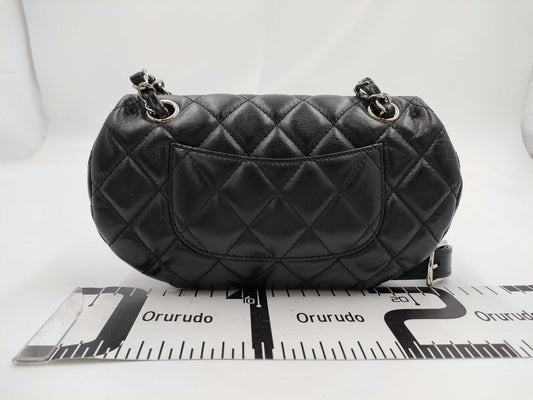 CHANEL CHANEL Matelasse Shoulder Bag