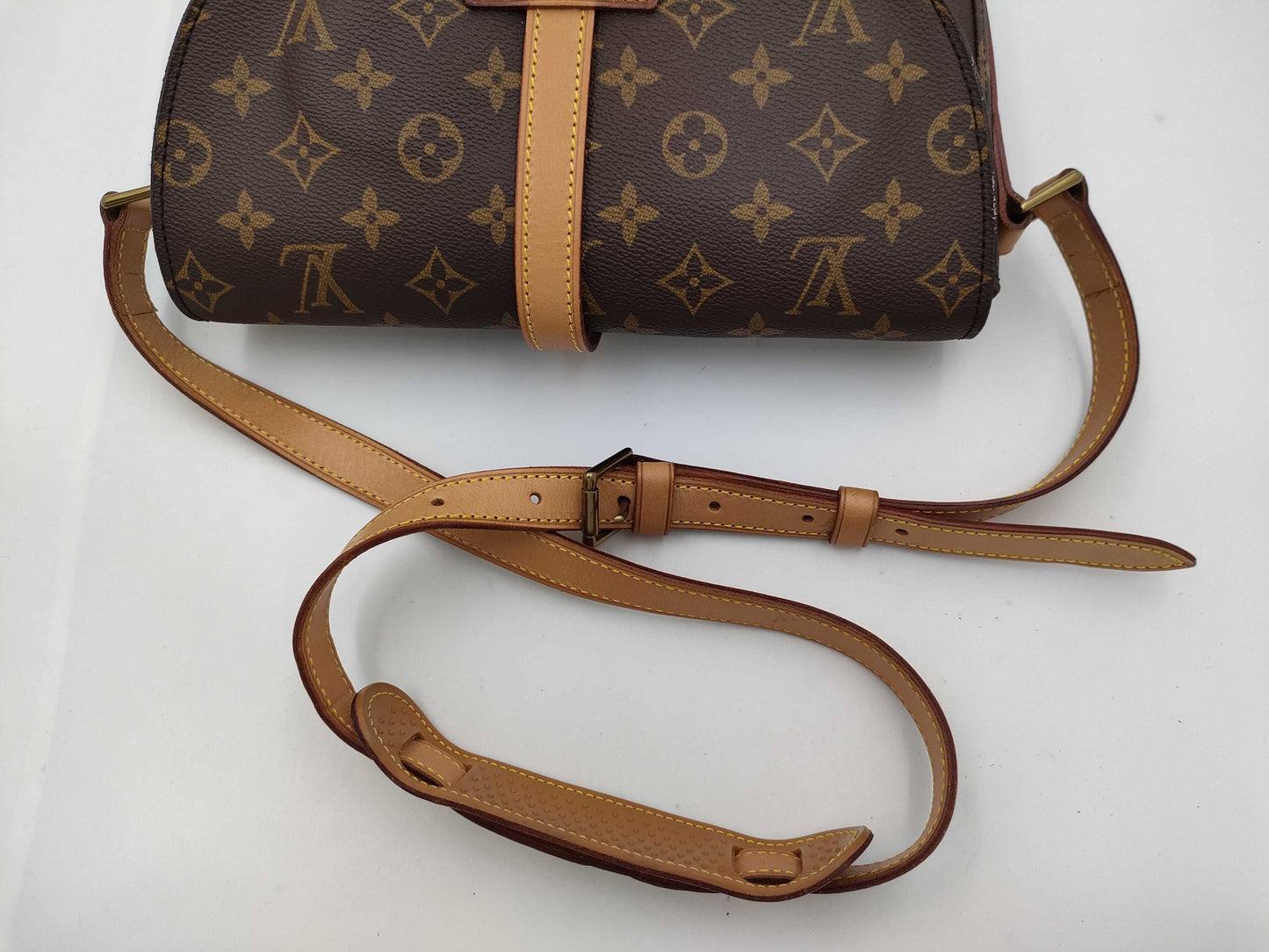 LOUIS VUITTON LOUIS VUITTON Monogram Chantilly GM Shoulder Bag? Shoulder Bag