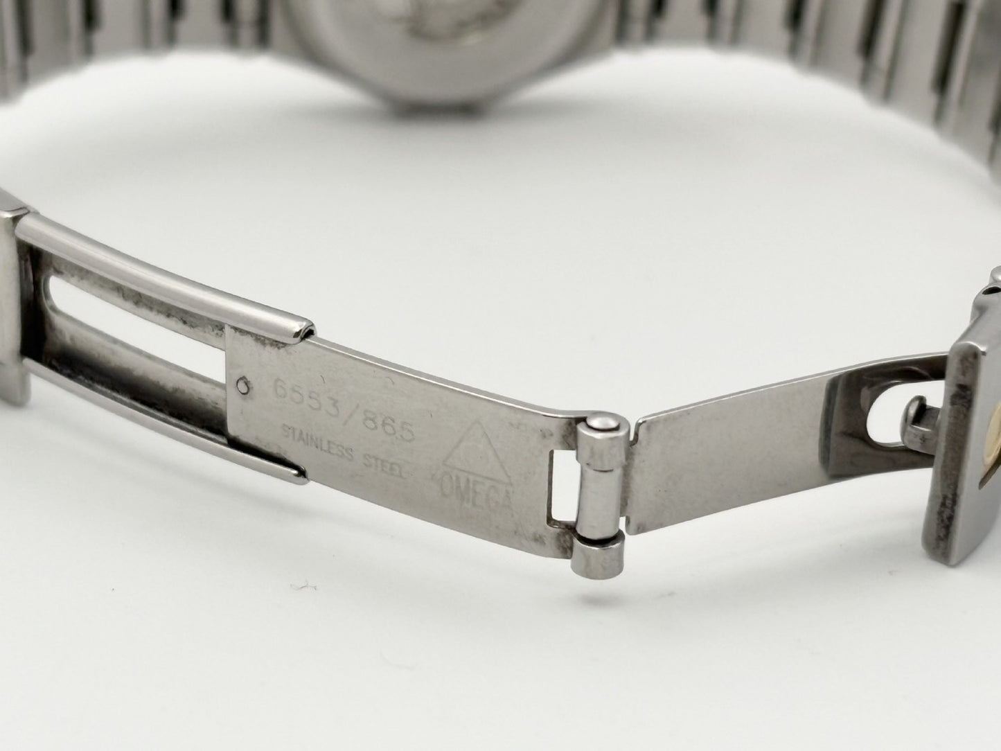 OMEGA Constellation 1466.61 59128430 Shell Dial Quartz Women's Watch