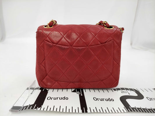 CHANEL Matelasse Shoulder Bag Red Shoulder Bag