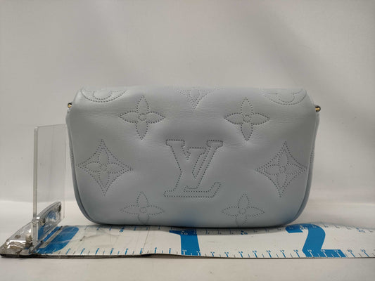 LOUIS VUITTON Louis Vuitton Wallet-on Strap Shoulder Bag