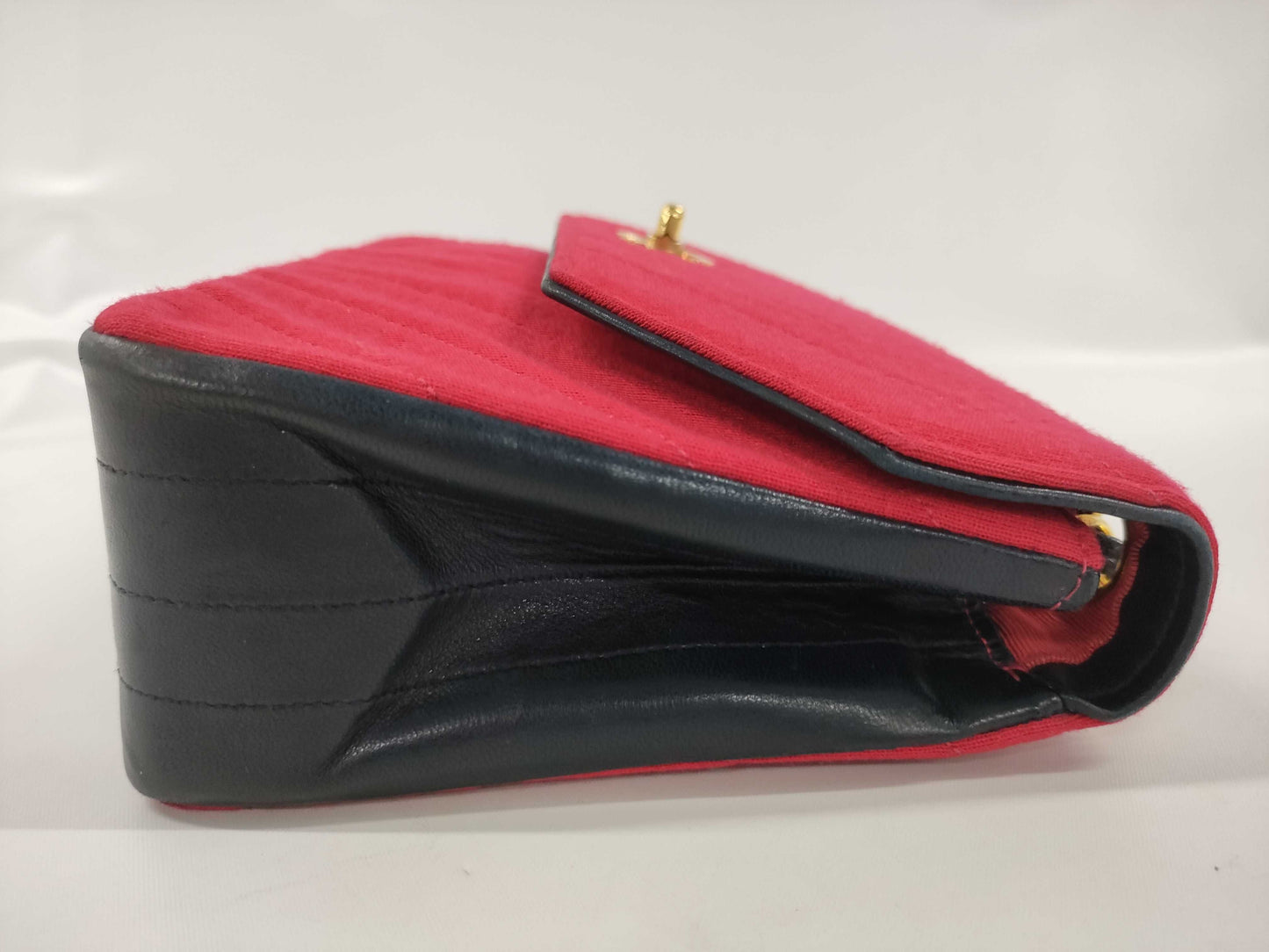 CHANEL Matelasse V-Stitch Chain Shoulder Bag, Cotton, Red