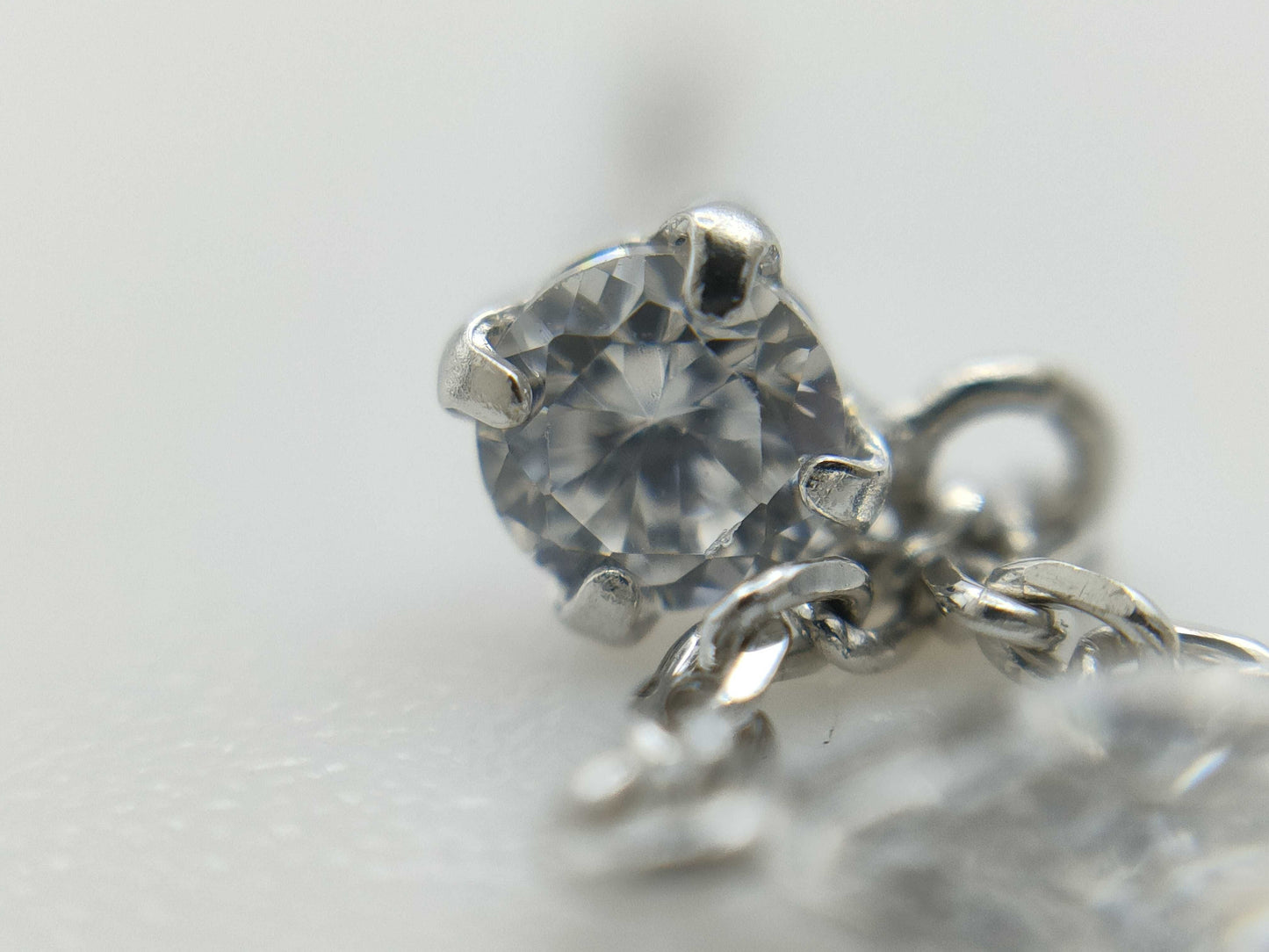 Colored Stone and Transparent Stone K14WG 0.5g Earrings