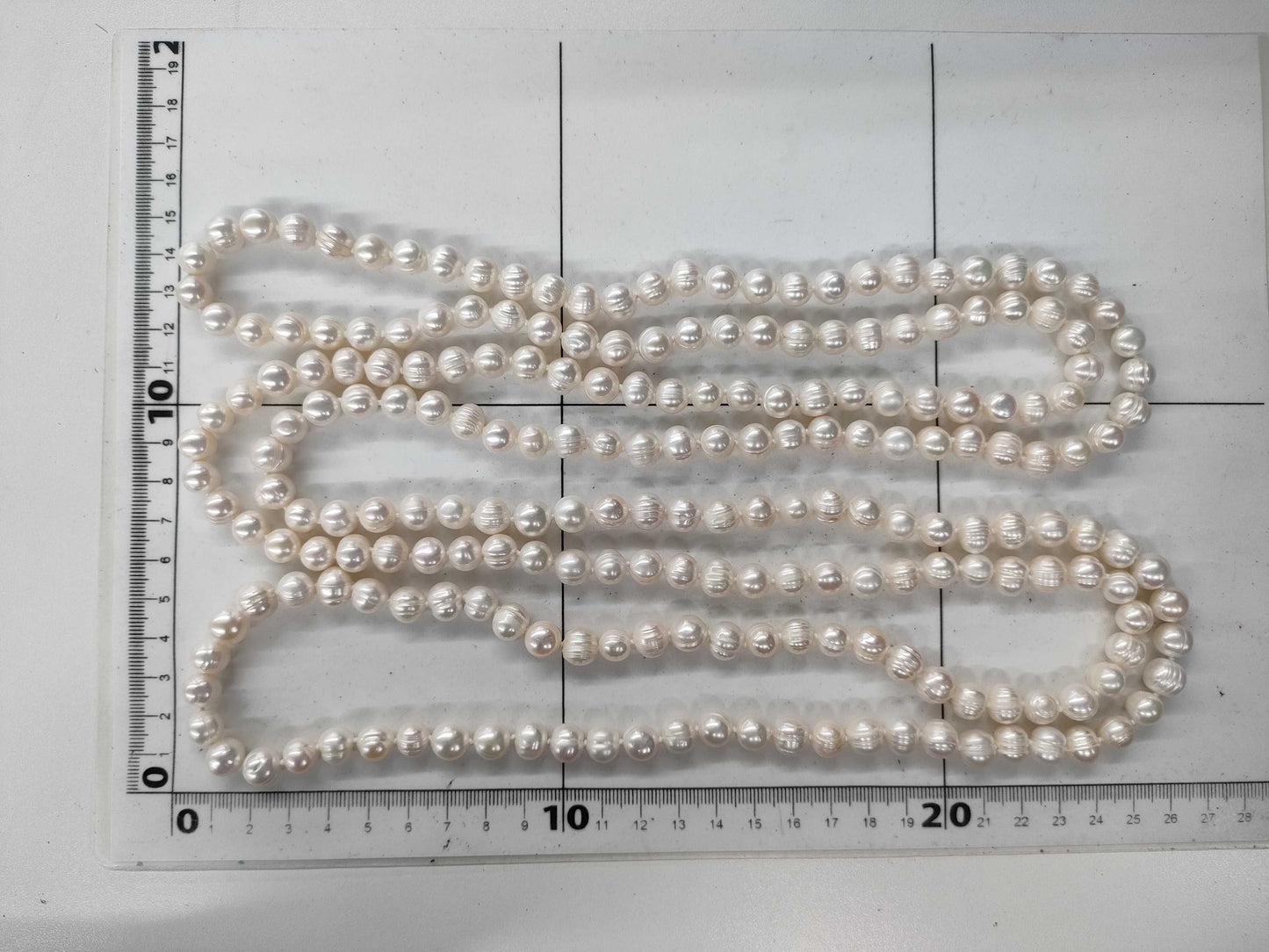 Semi-round pearl necklace, diameter approximately 8.2-10.0mm, weight 223.2g