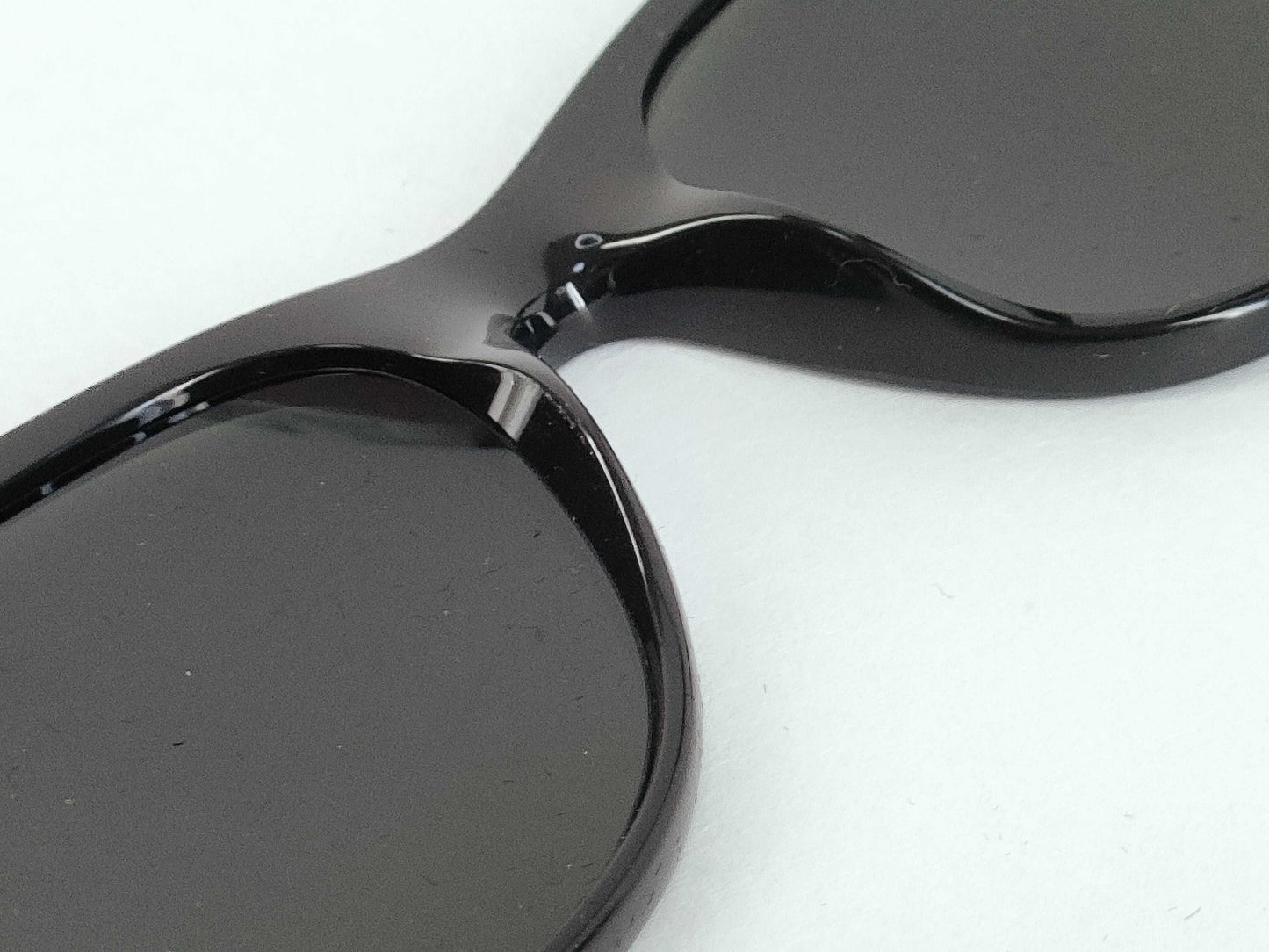 RayBan Ray-Ban Sunglasses 2132 Sunglasses and Glasses