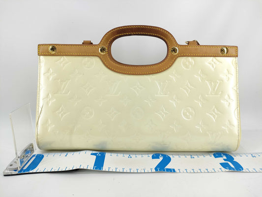 LOUIS VUITTON Vernis Roxbury Drive Handbag Accessories: Dust bag, Shoulder strap