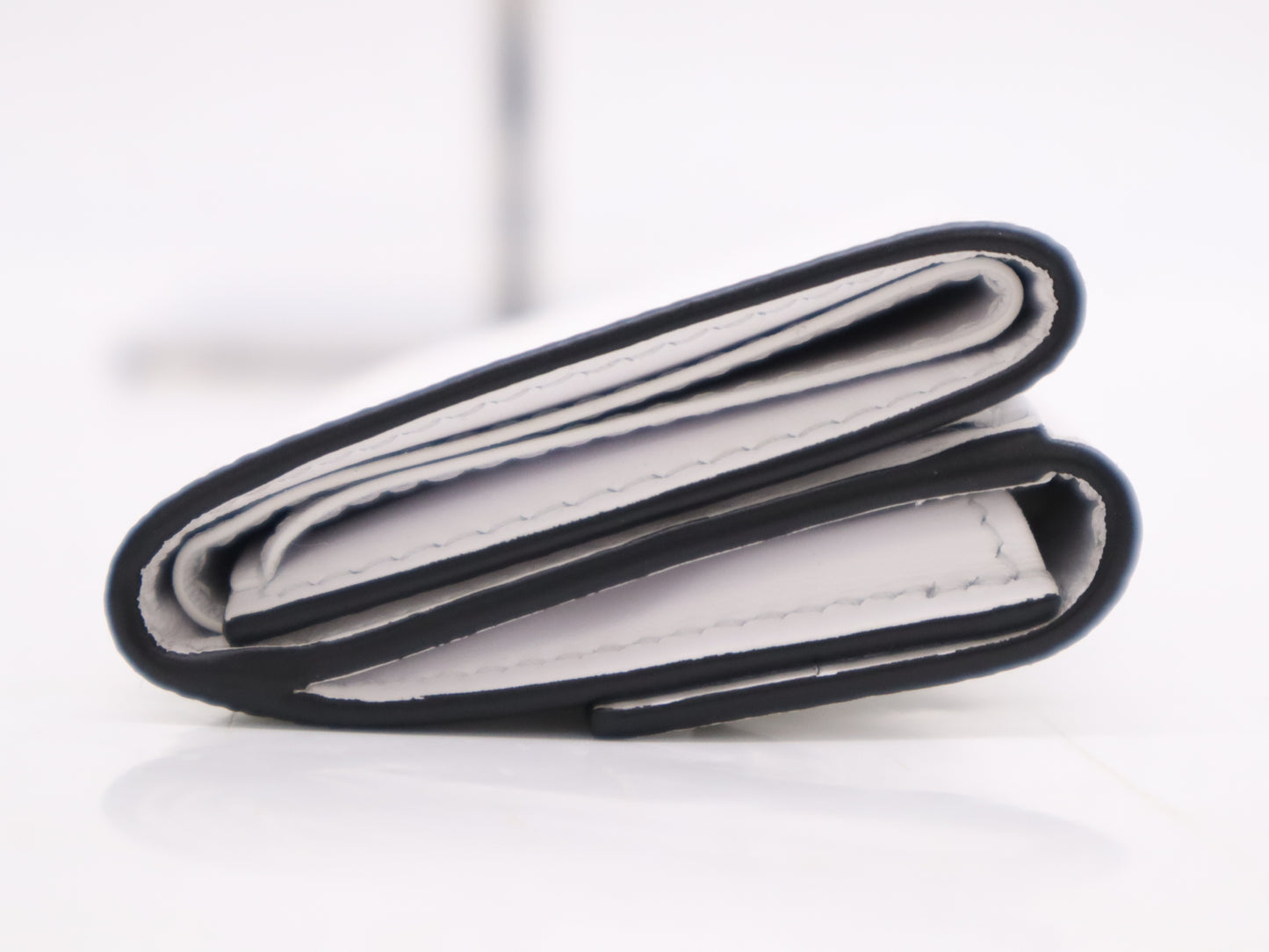 LOUIS VUITTON M30899 Monogram Taiga Rama Discovery Compact Antarctica RFID Enabled Wallet