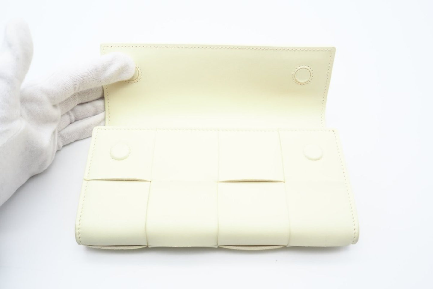 BOTTEGA VENETA 667433 Intrecciato Large Cassette Flap Wallet A00536196M with Dust Bag