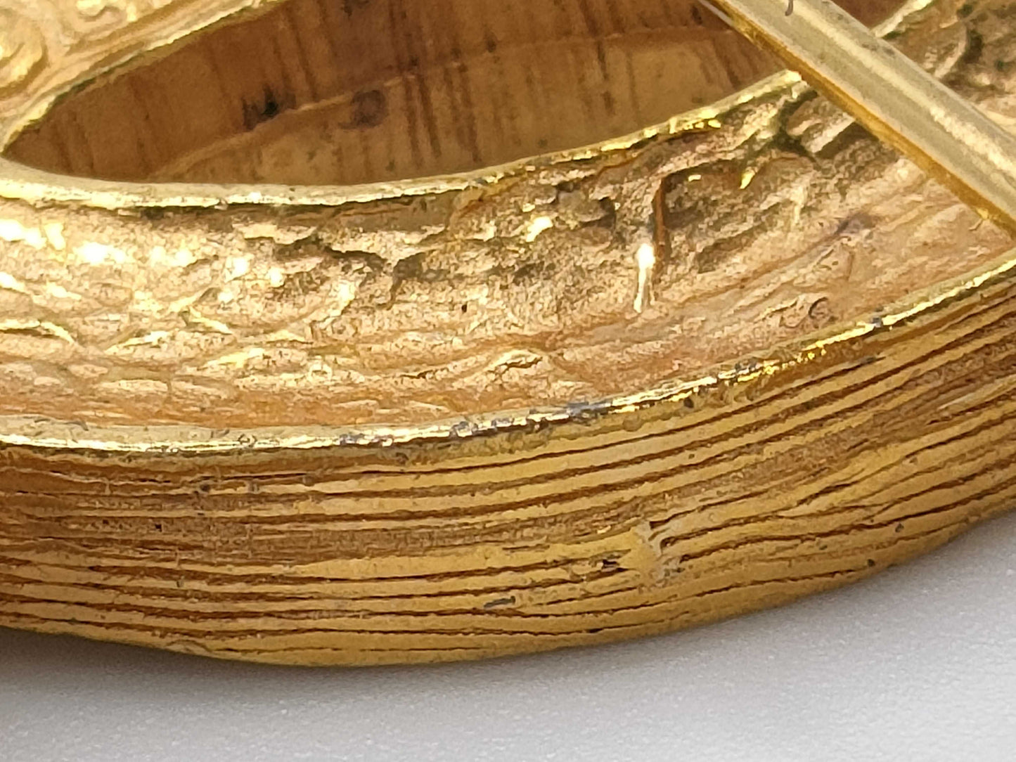 CHANEL Coco Rhinestone Gold Brooch