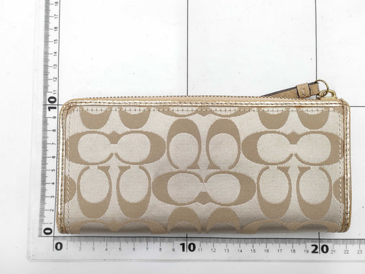 COACH Signature Wallet