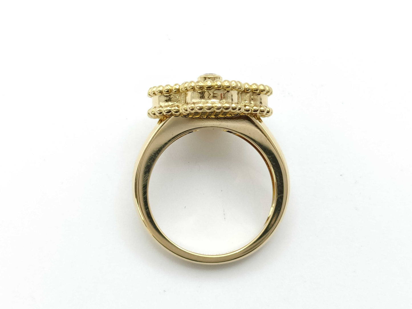 Van Cleef & Arpels Vintage Alhambra #46 Mother-of-Pearl 1PD Yellow Gold AU750 6.8g Ring