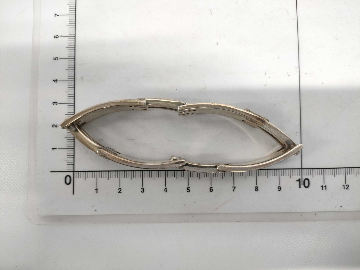 GUCCI Logo Plate Link Bracelet/Bangle