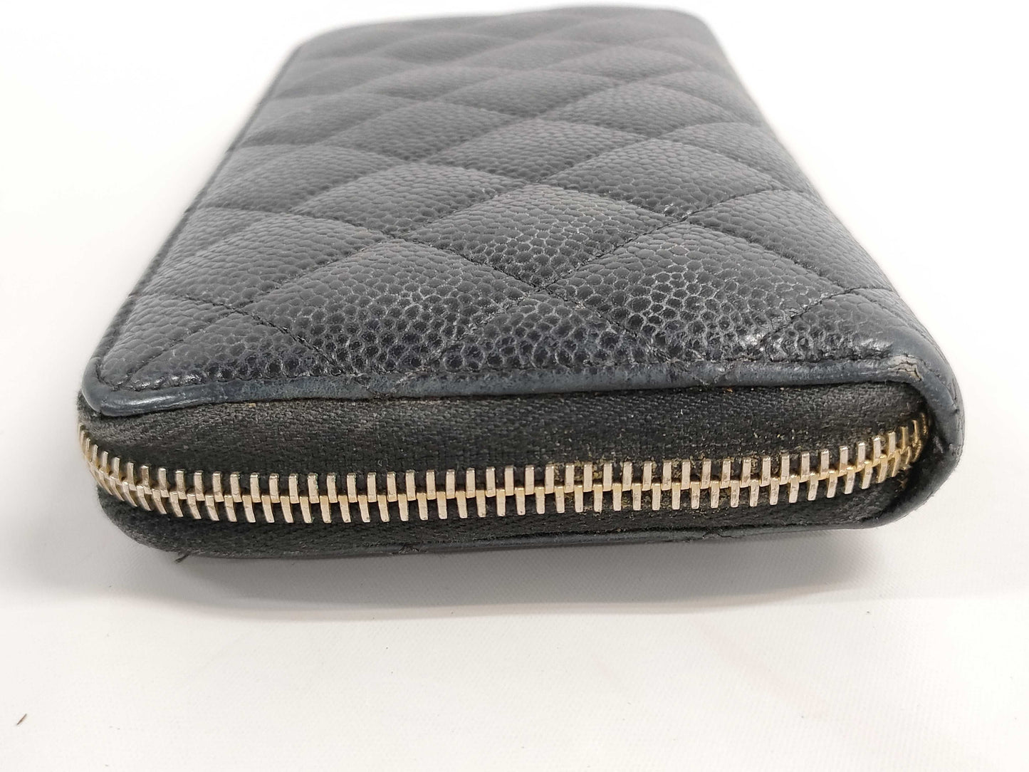 CHANEL CHANEL Round Zip Caviar Leather Wallet