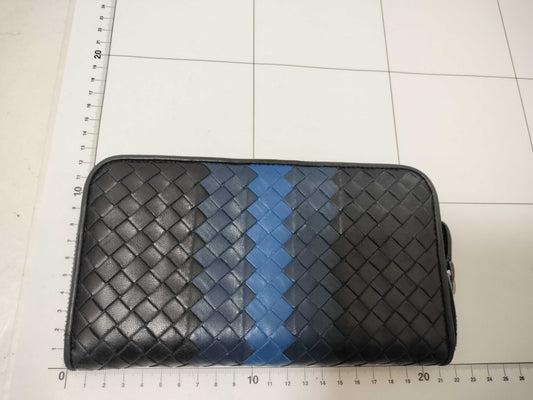 BOTTEGA VENETA BOTTEGA VENETA Bottega Veneta Two-Tone Wallet Wallet Wallet