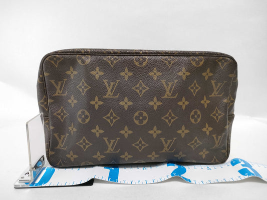 LOUIS VUITTON Monogram LV True Toilet 28 M47522 Monogram Pouch