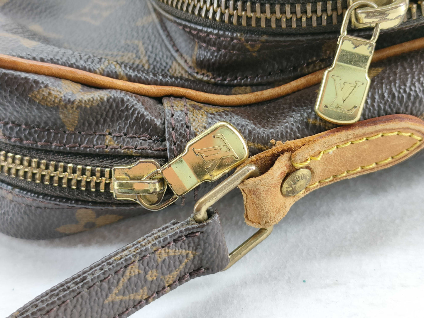 LOUIS VUITTON Monogram Louis Vuitton Amazon Monogram Shoulder Bag