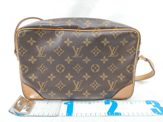 LOUIS VUITTON Monogram LV Trocadero Shoulder Bag