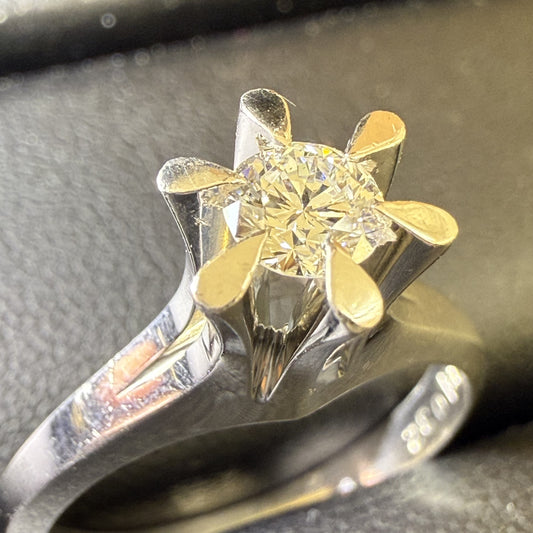 D0.32ct PT900 5.9g Ring